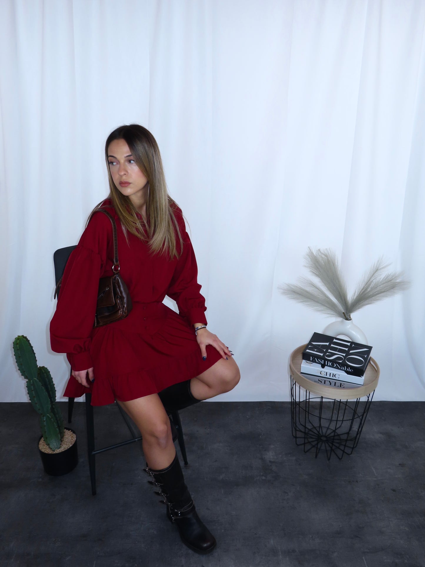 Coordinato red adorable donna camicia gonna vista laterale
