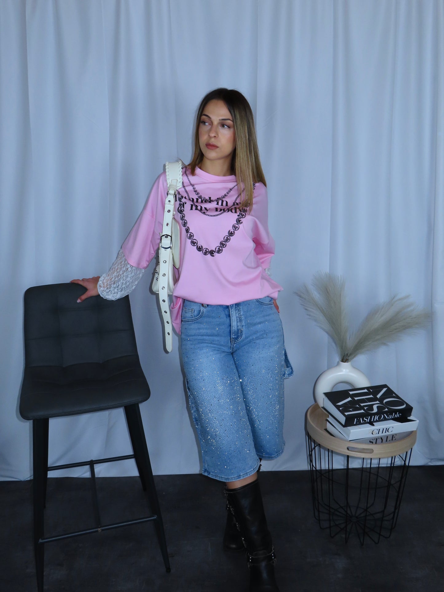 Bermuda SHINE DENIM blu donna vista frontale modella