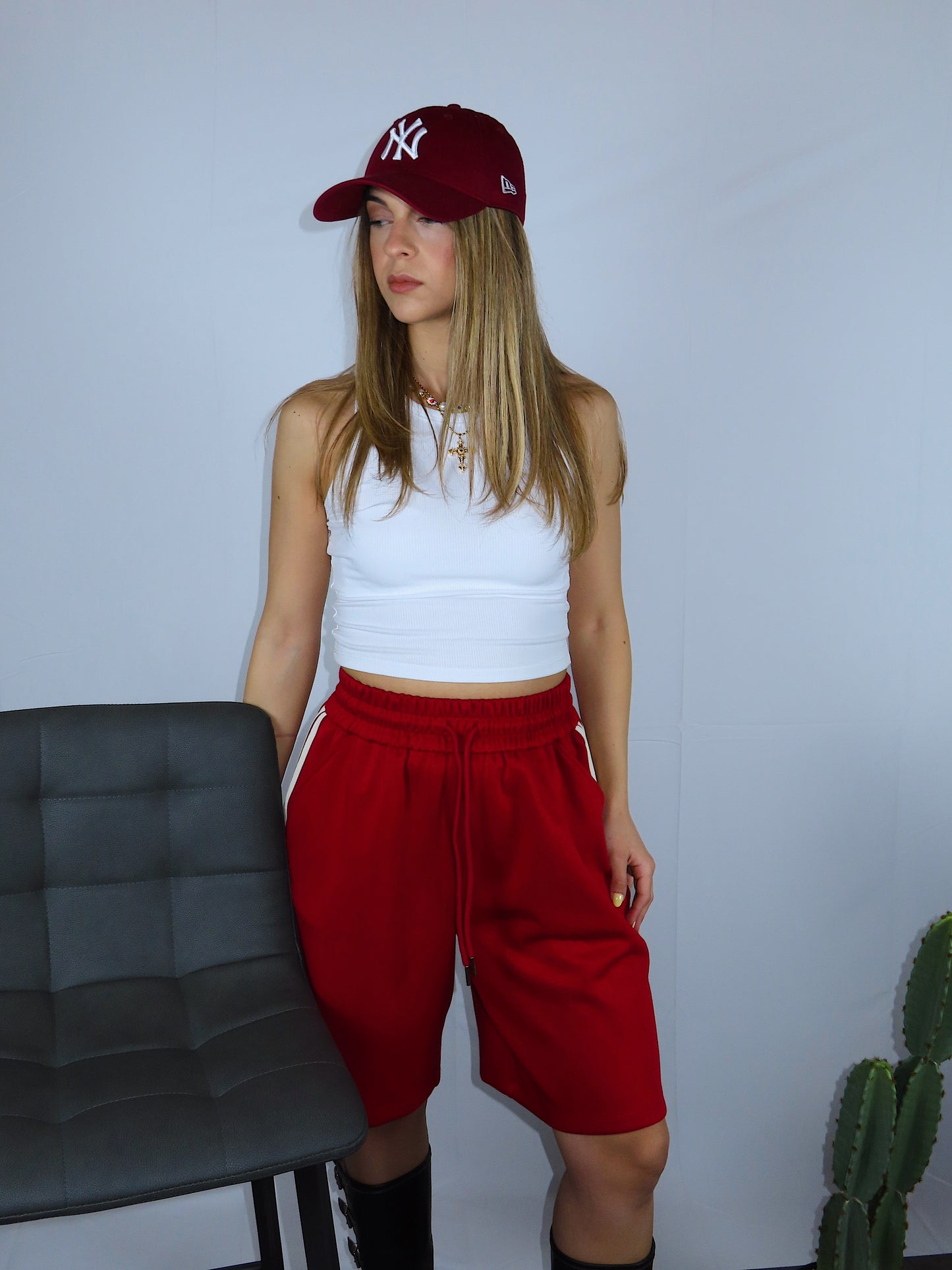 Shorts lumina red donna primo piano dettaglio vestibilità