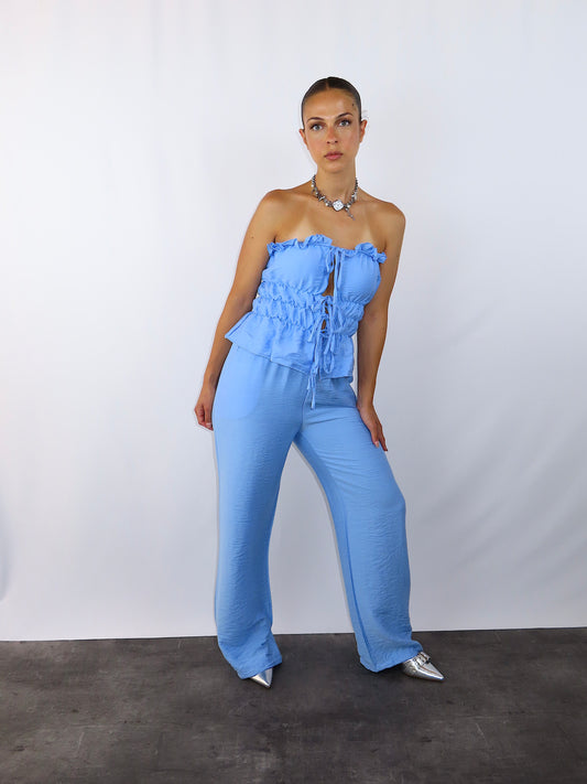 Set soft blue donna azzurro top coppe integrate pantaloni leggeri vista frontale